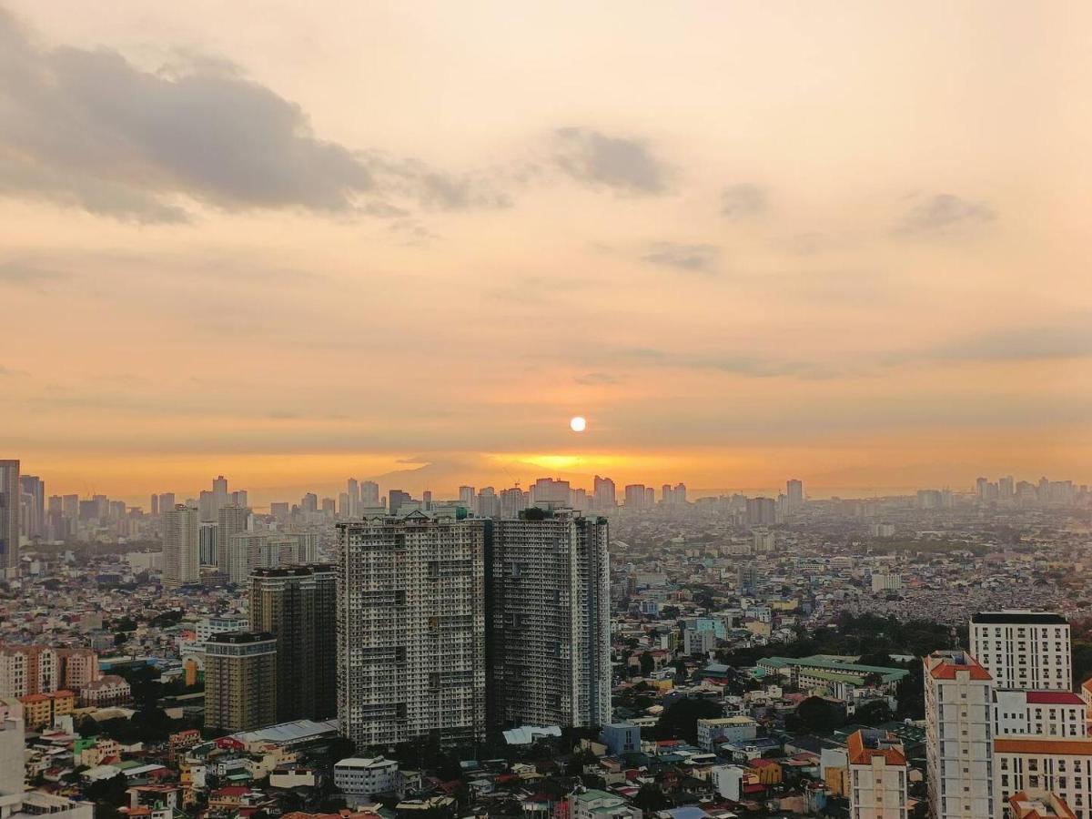 Penthouse At Fame 41st Floor, Shangrila-megamall Apartment *